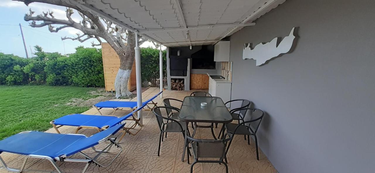 Petrakis Afrathias Garden House Villa Kalamaki  Ngoại thất bức ảnh
